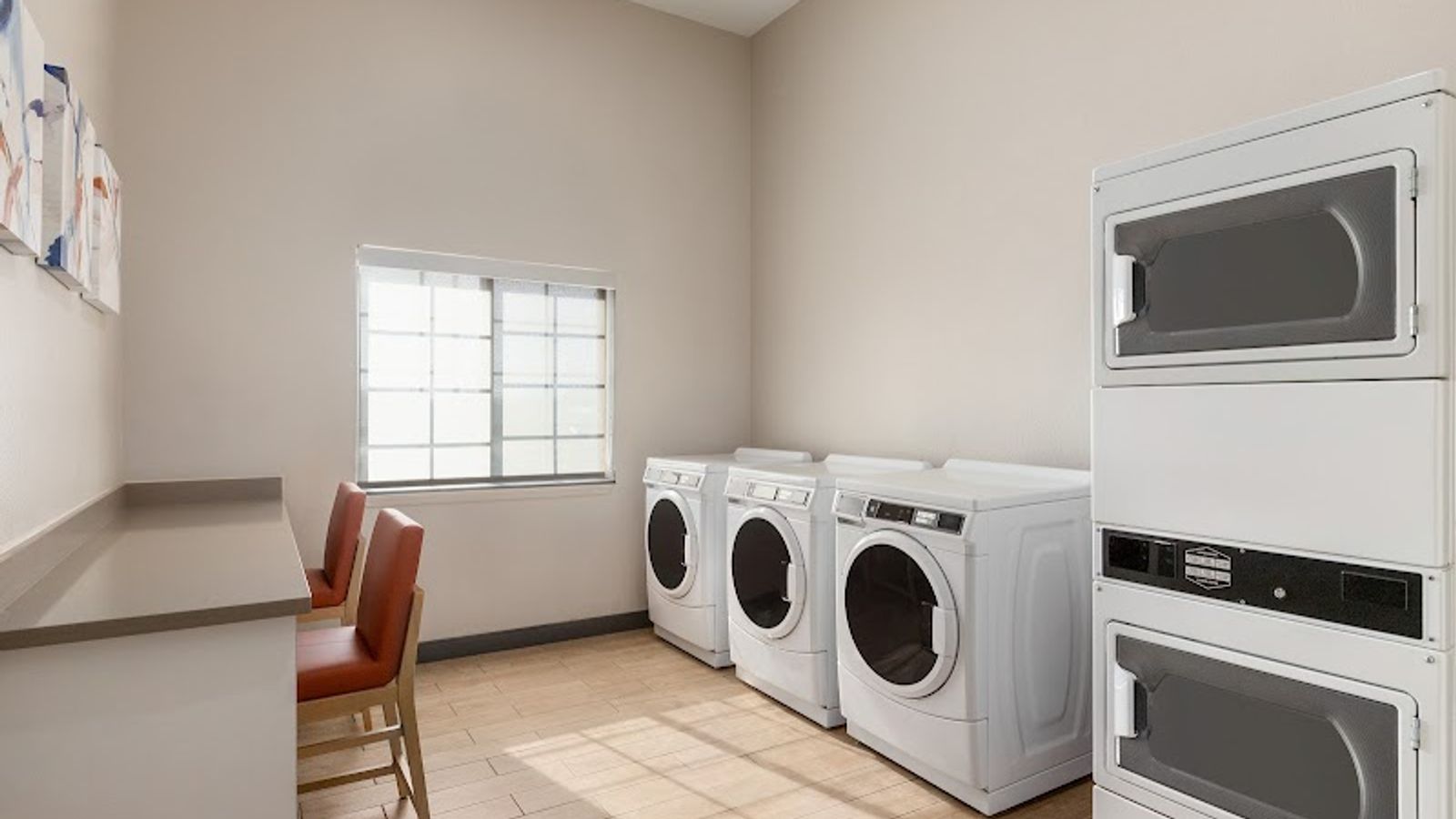 Photo of Candlewood Suites Portland-Airport, an IHG Hotel