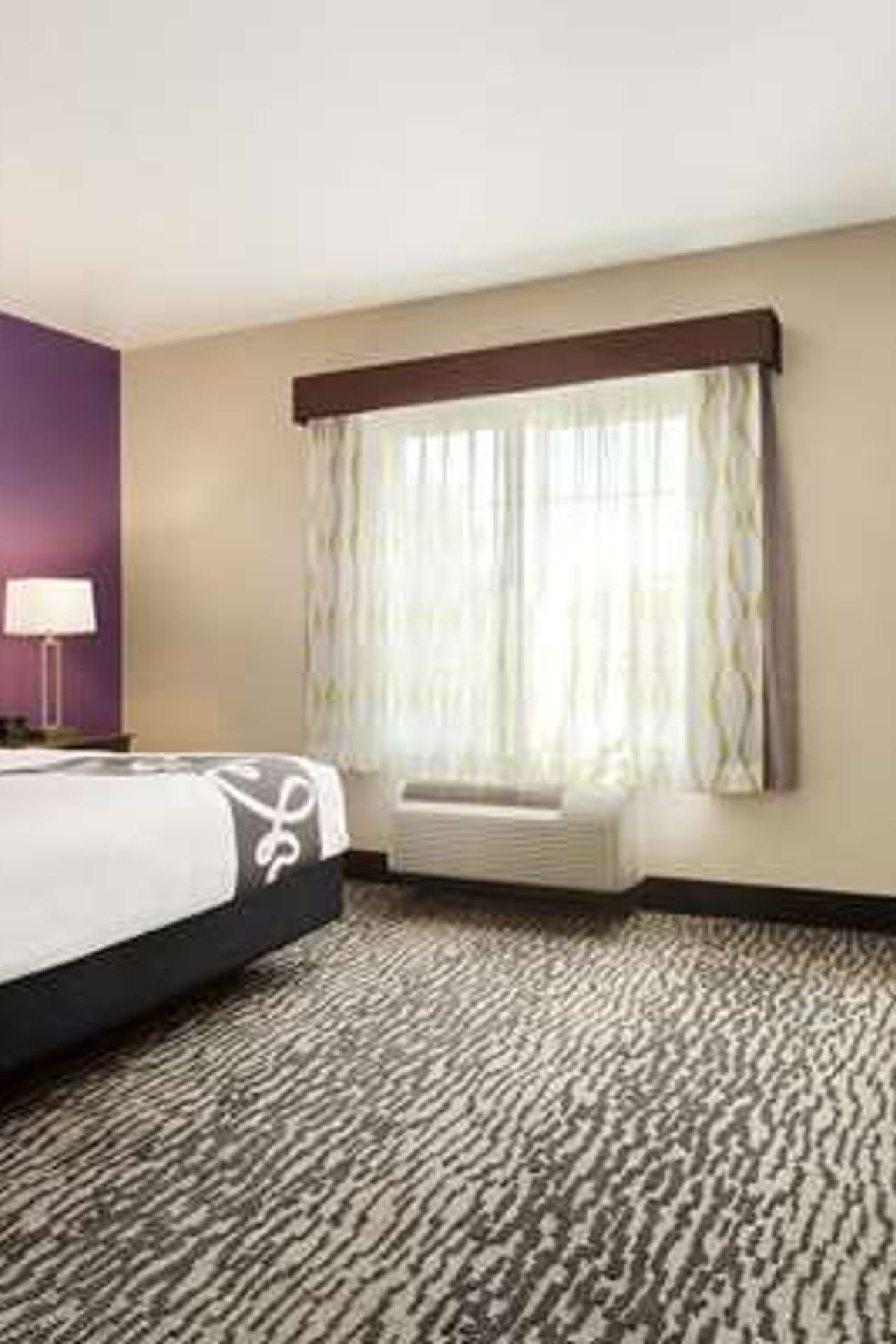 Photo of La Quinta Inn & Suites by Wyndham Fresno Northwest