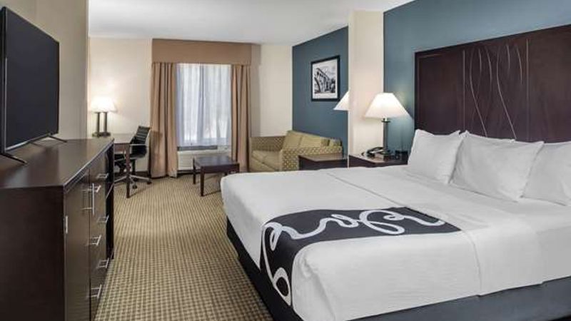 Photo of La Quinta Inn & Suites by Wyndham Moscow Pullman