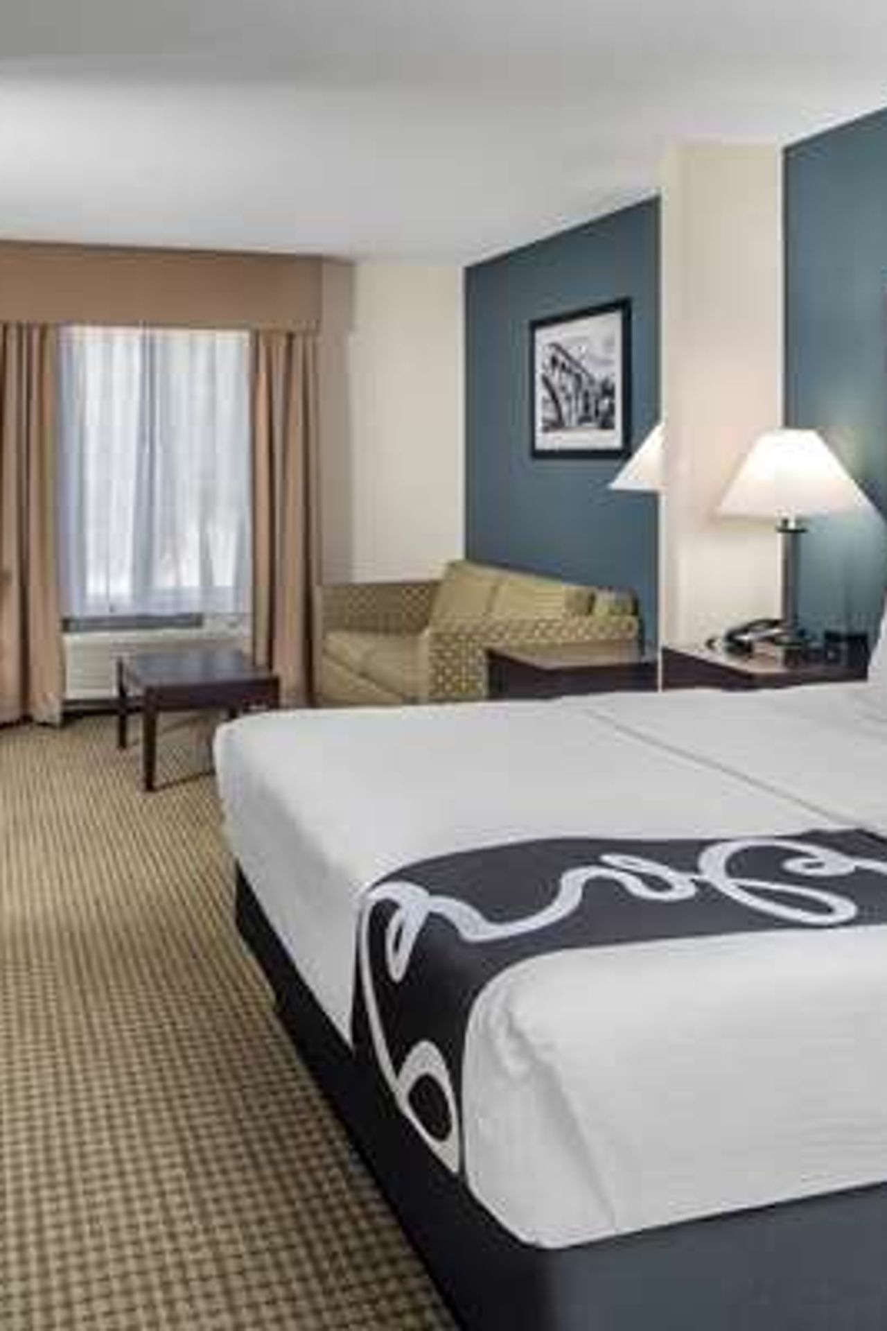 Photo of La Quinta Inn & Suites by Wyndham Moscow Pullman