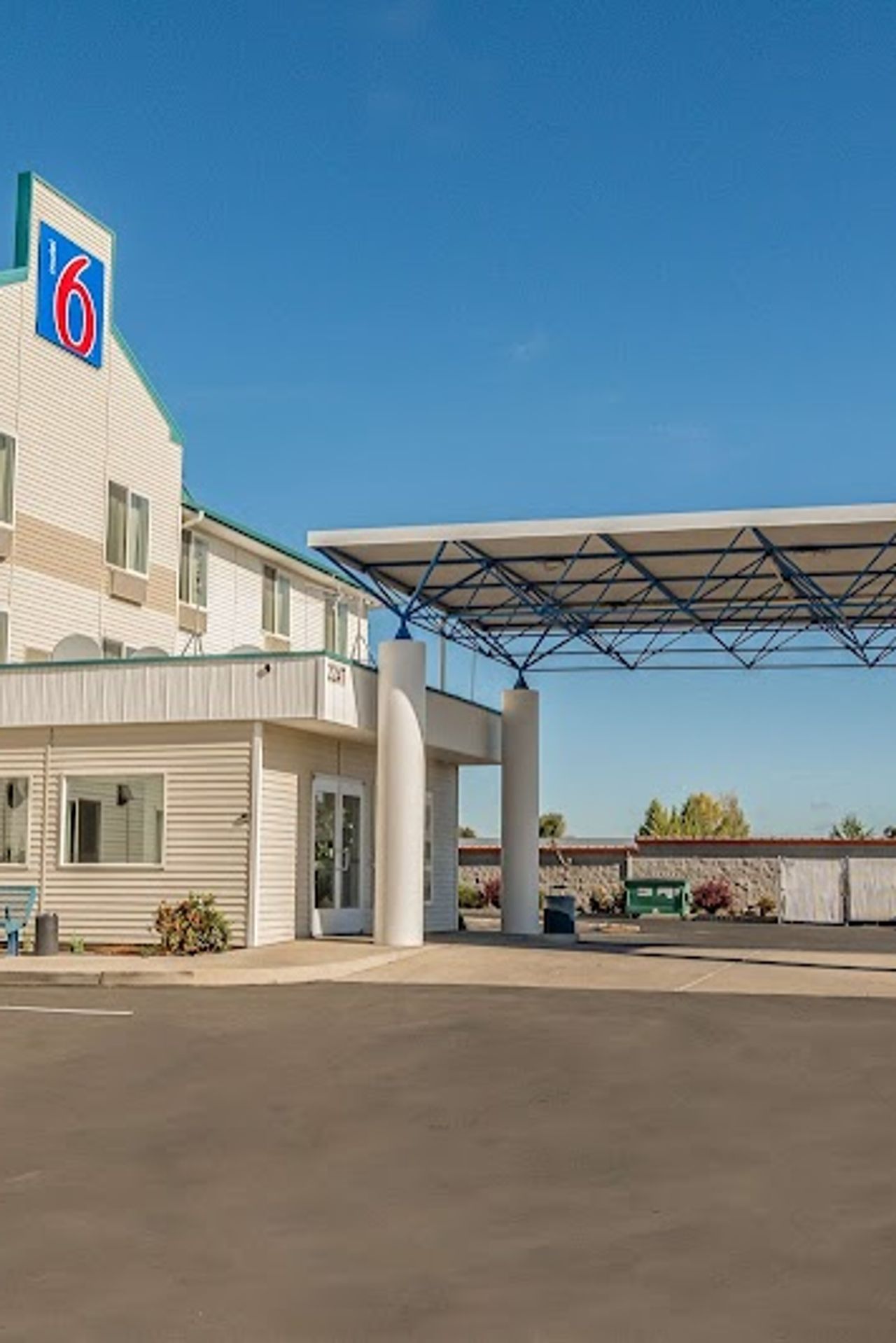 Photo of Motel 6 Redmond, OR