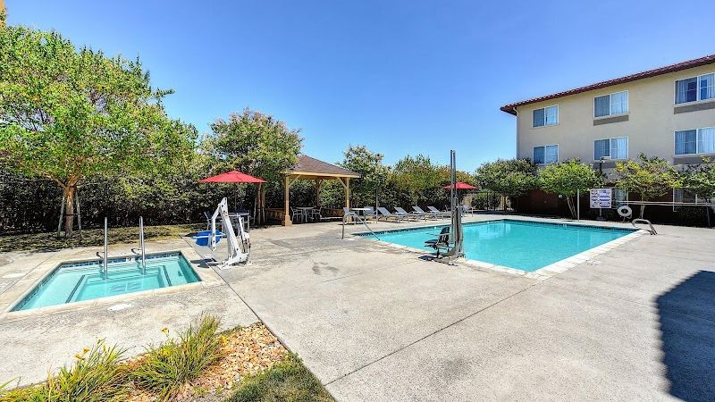 Photo of Holiday Inn Express & Suites Manteca City Center by IHG