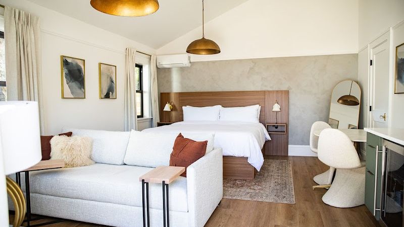 Photo of the compass mcminnville - The compass studio: KING BED AND QUEEN PULLOUT SOFA, SPA BATHROOM WITH TUB/SHOWER COMBO, ELECTRIC FIREPLACE, KITCHENETTE, PRIVATE OUTDOOR SPACE, KID FRIENDLY