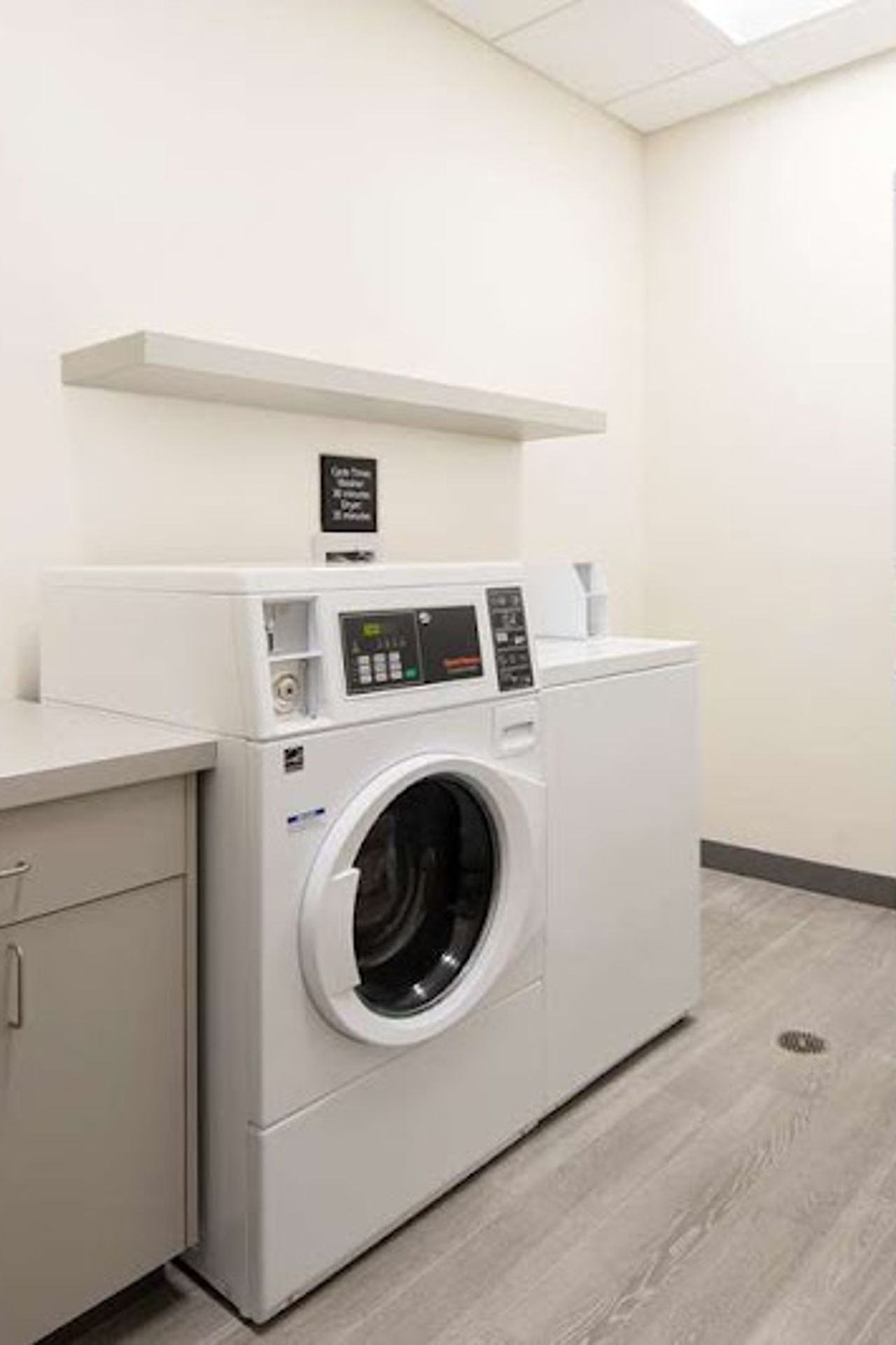 Photo of Hampton Inn Santa Cruz West