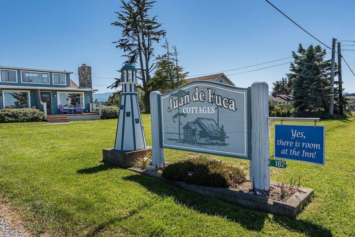 Juan de Fuca Cottages