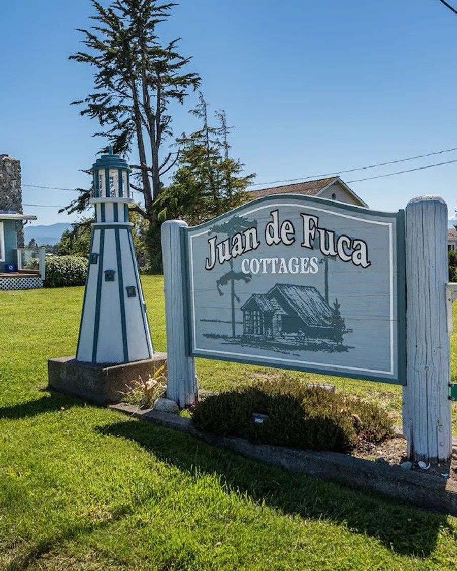Juan de Fuca Cottages