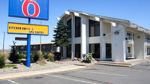 Motel 6 Madras, OR