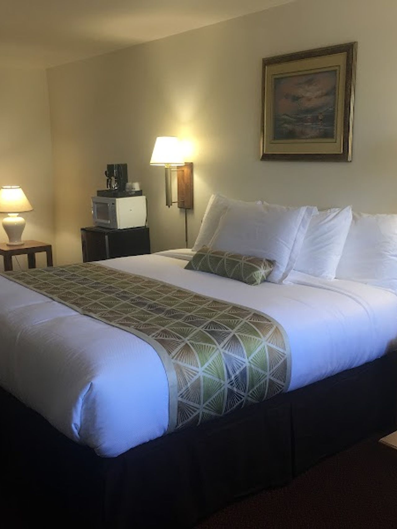 Photo of Westward Inn