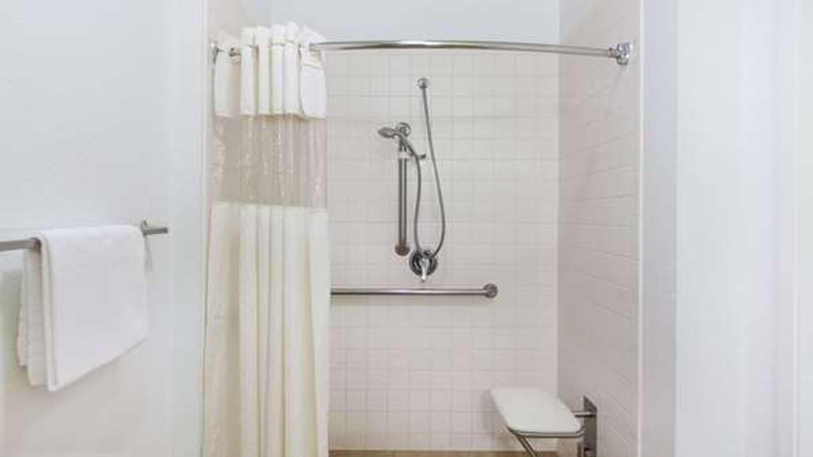 Photo of Days Inn by Wyndham San Jose Airport