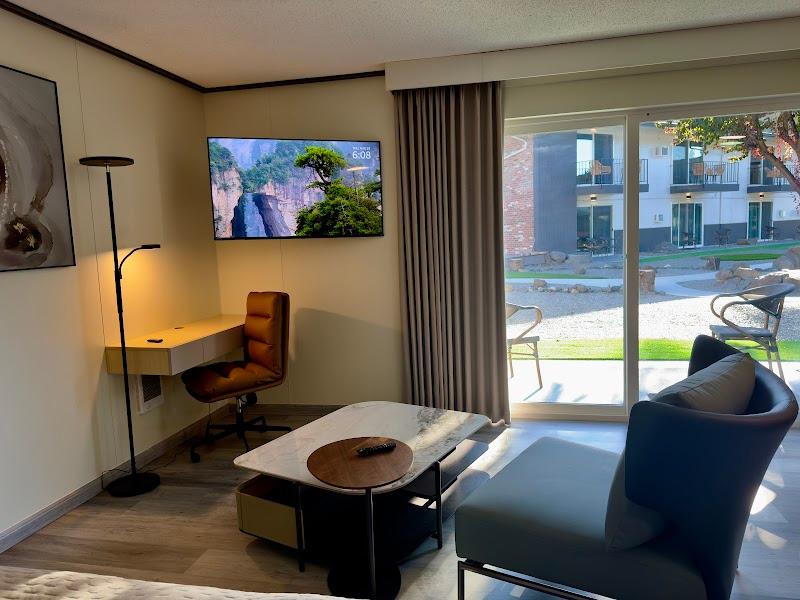 Photo of Interurban Suites Hotel - Best Extended Stay Hotel in Tukwila