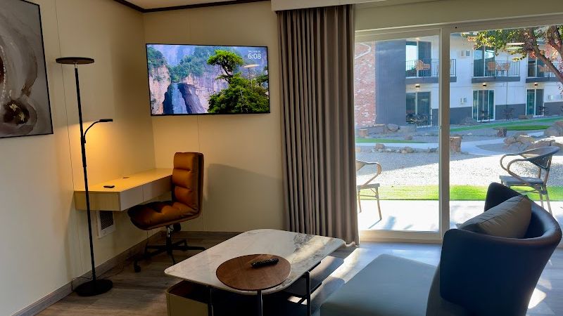 Photo of Interurban Suites Hotel - Best Extended Stay Hotel in Tukwila