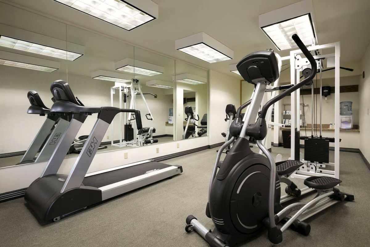 Baymont by Wyndham Seattle/Kirkland WA - Fitness facility