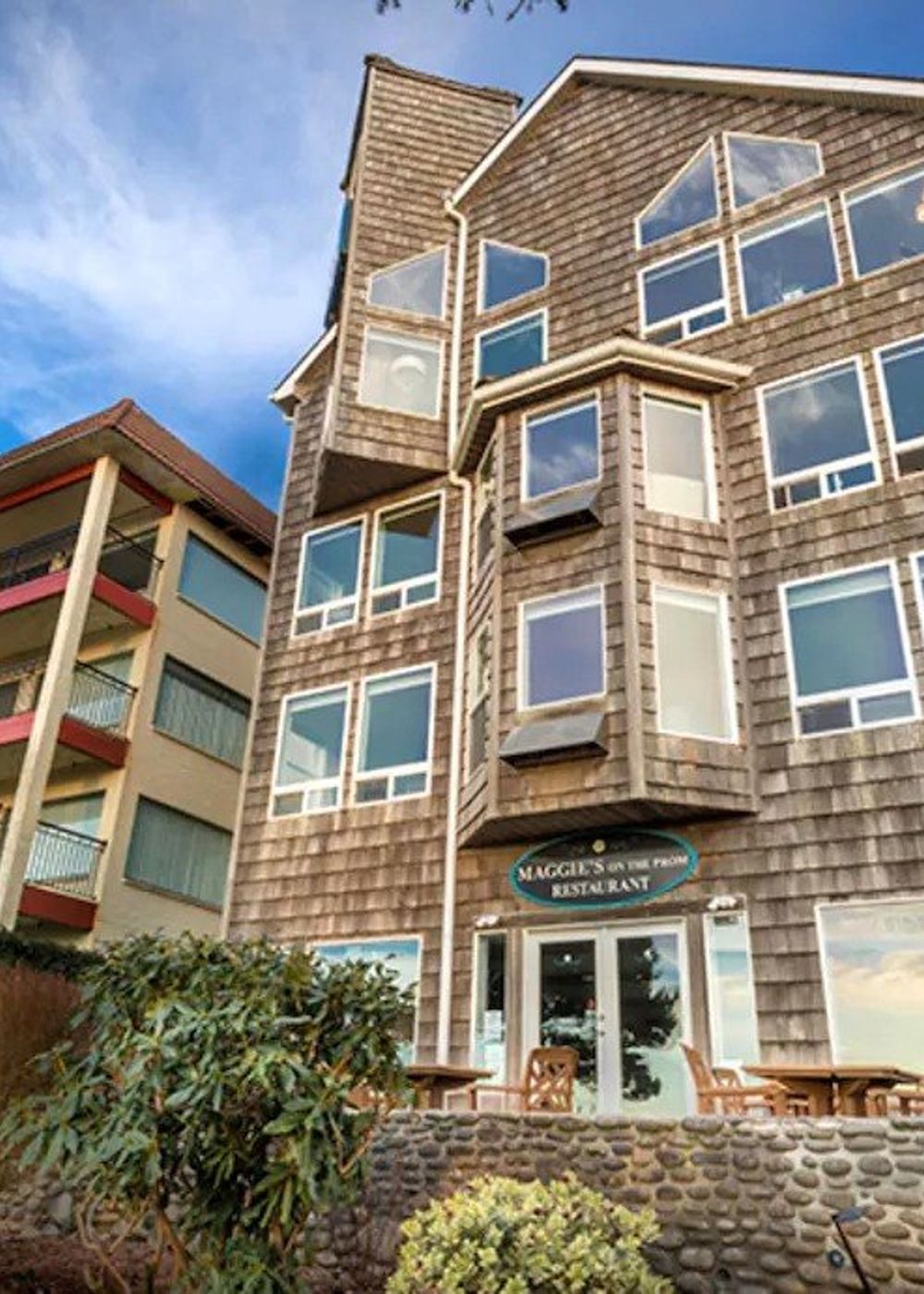 Exterior of Seaside Oceanfront Inn