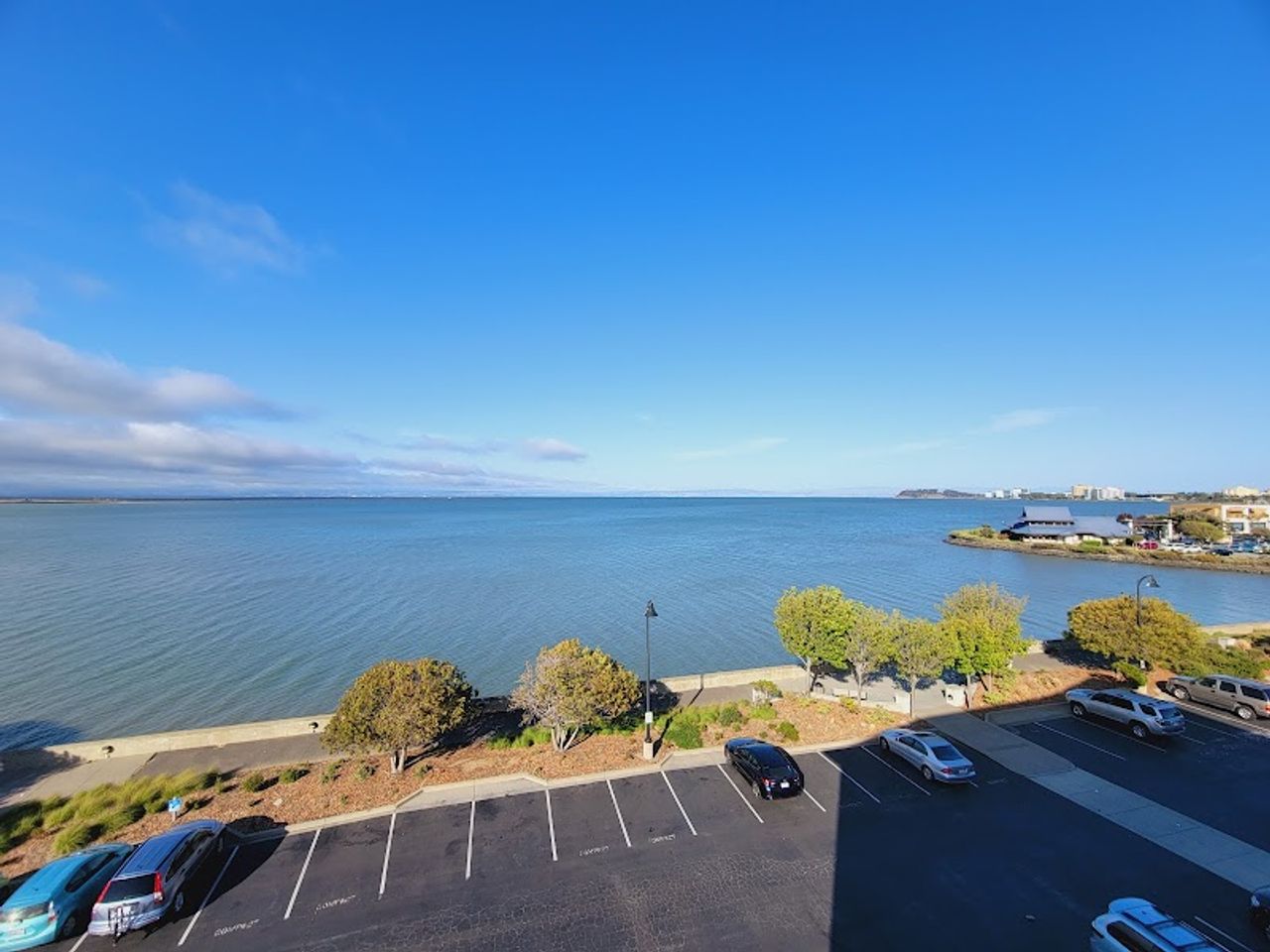 Photo of Bay Landing Hotel