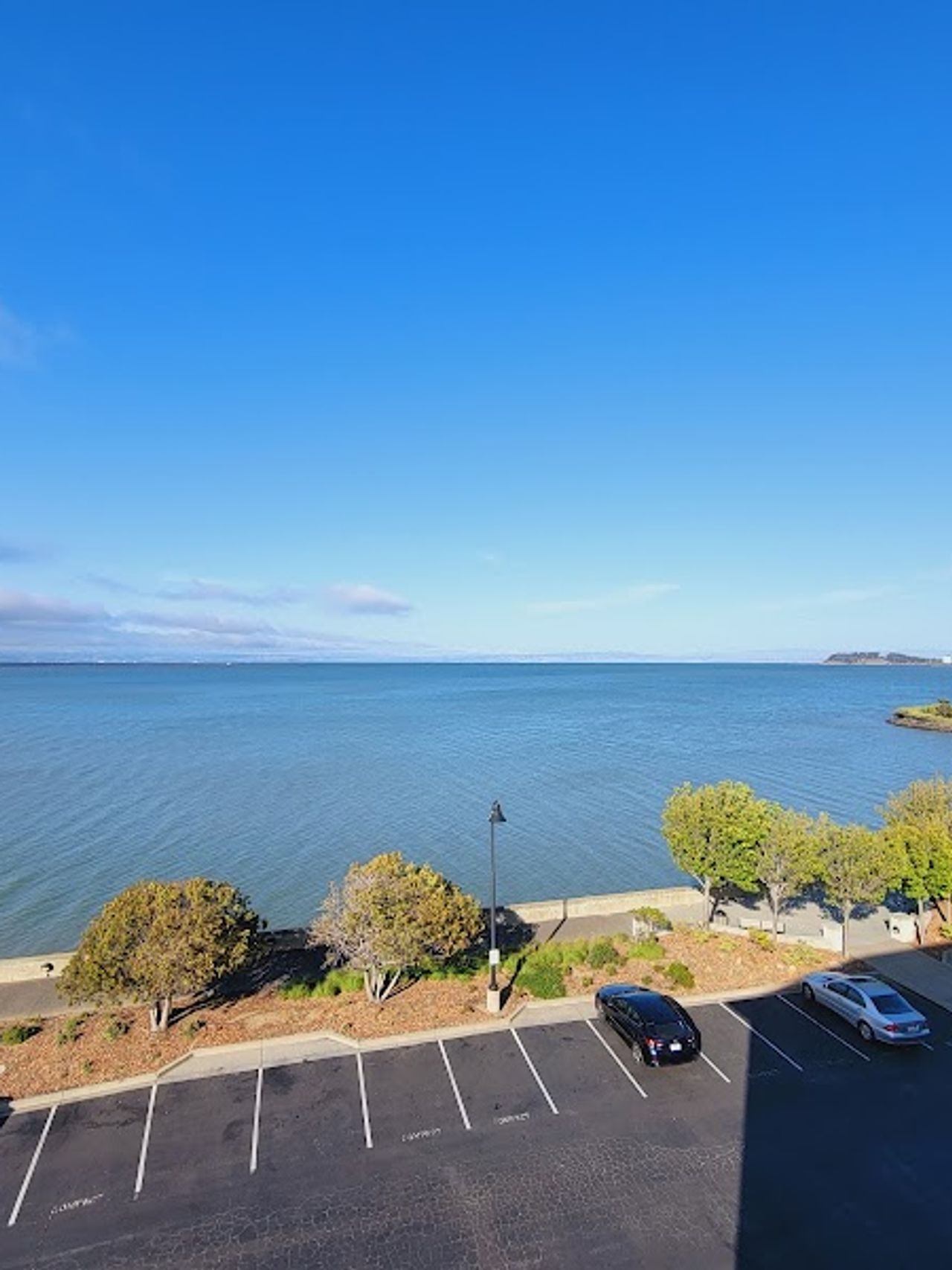 Photo of Bay Landing Hotel
