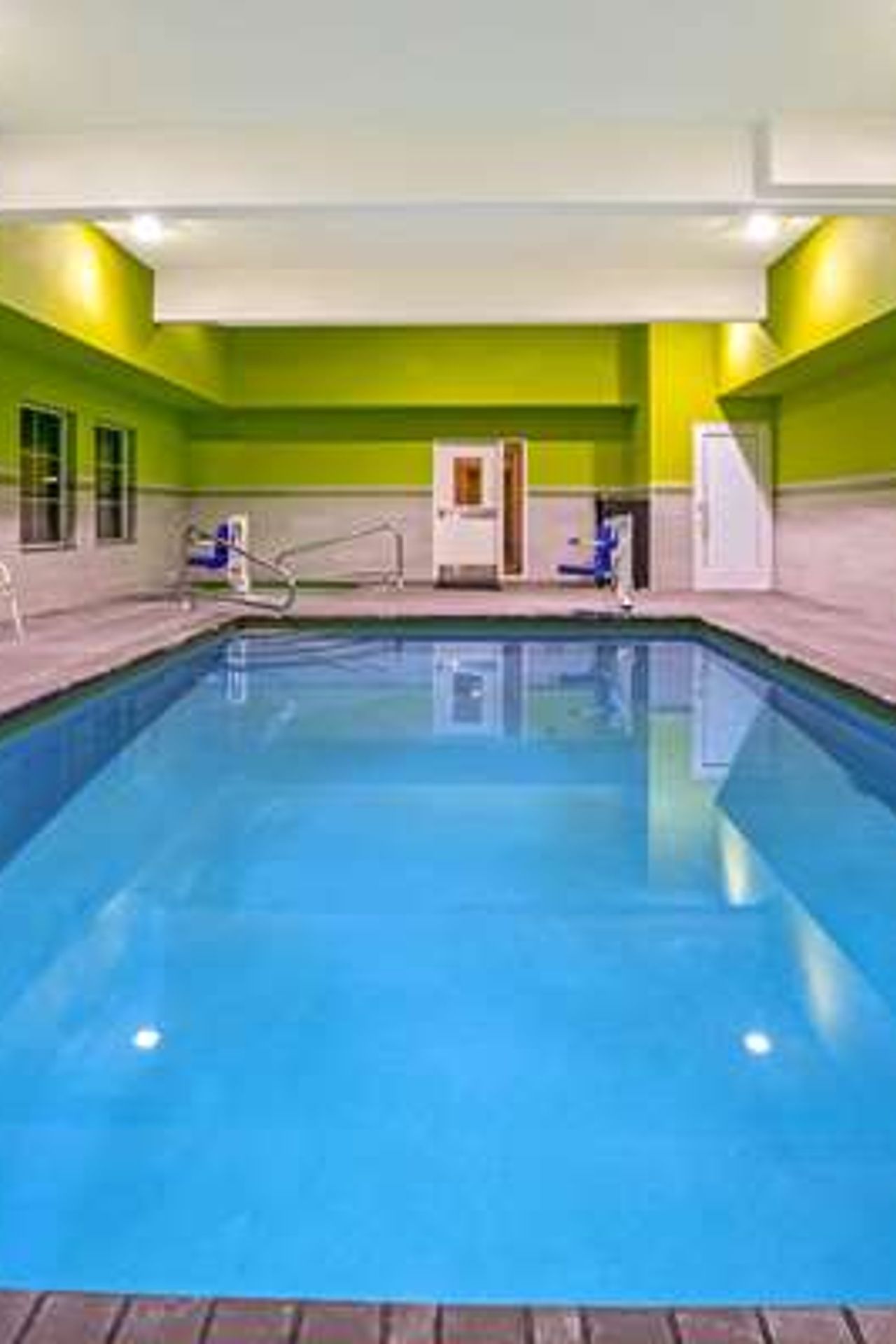 Photo of La Quinta Inn & Suites by Wyndham Tumwater - Olympia