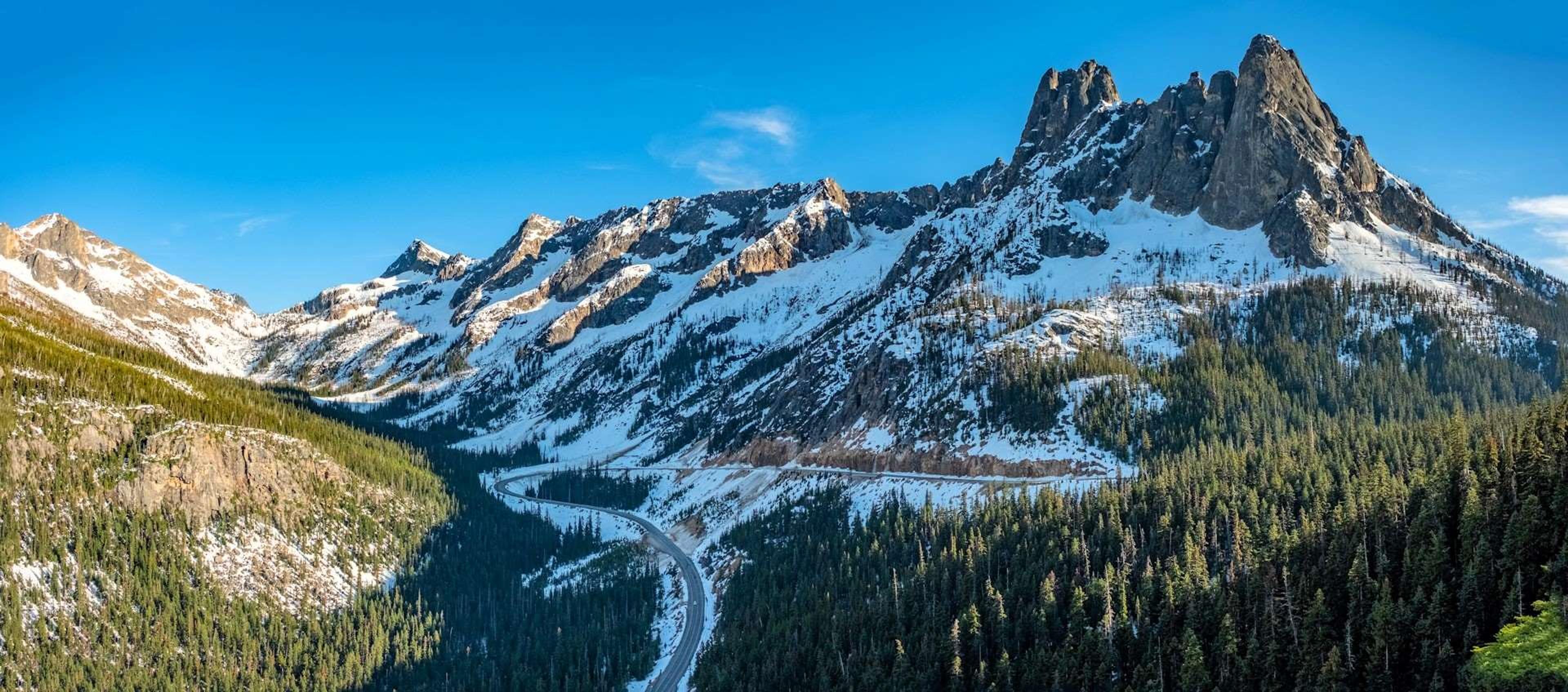 Washington Pass, North Cascade National Park near Winthrop, WA, USA