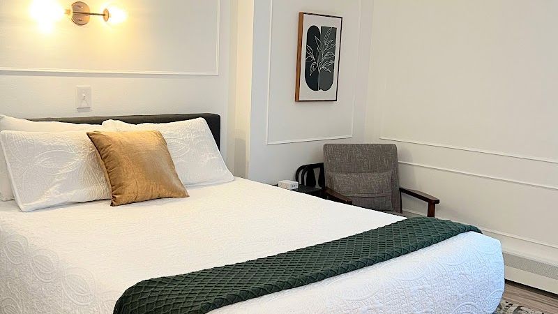 Photo of The Brooks Hotel