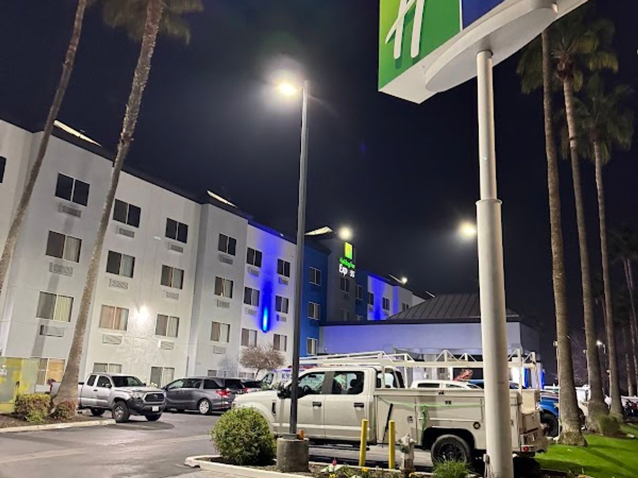 Photo of Holiday Inn Express Bakersfield, an IHG Hotel