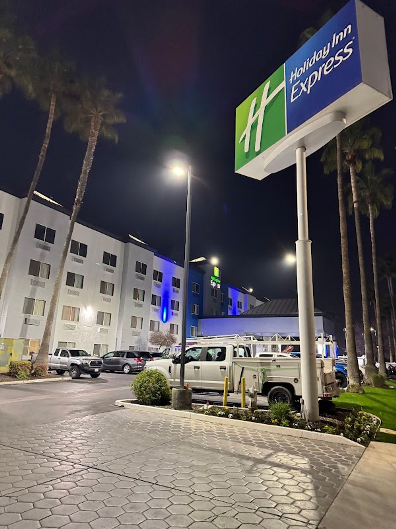 Photo of Holiday Inn Express Bakersfield, an IHG Hotel