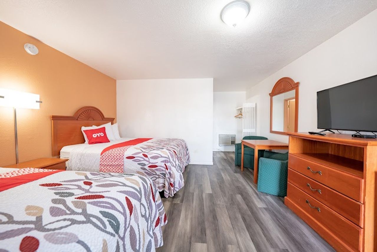 Photo of Budget Inn Madras by OYO