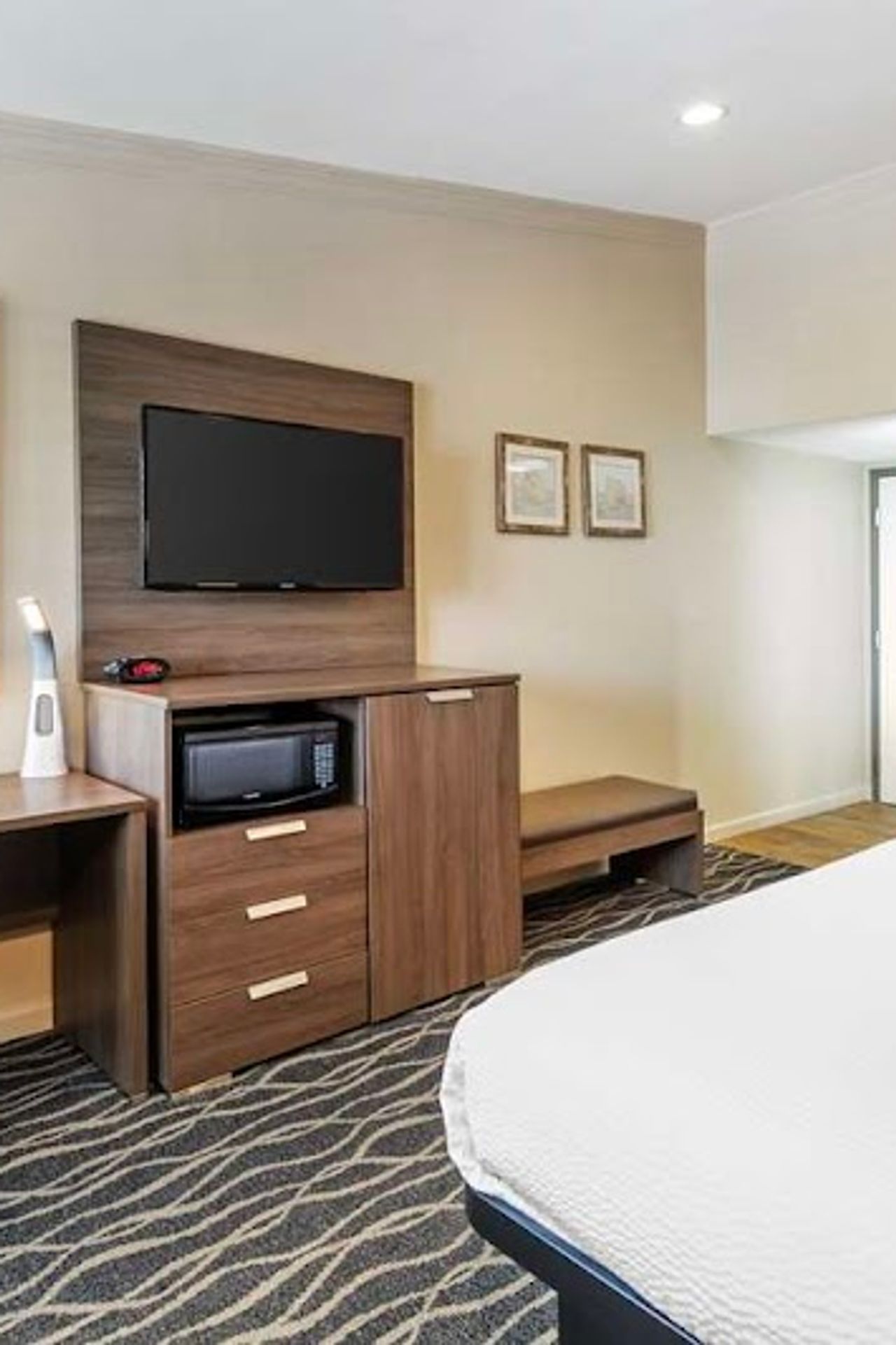 Photo of Best Western Plus Hill House