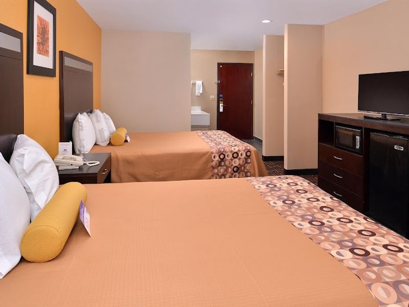 Photo of Americas Best Value Inn & Suites Madera