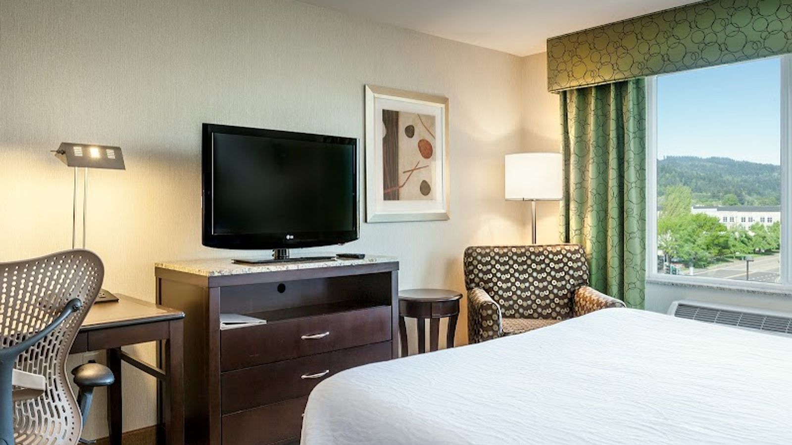 Photo of Hilton Garden Inn Eugene/Springfield - Room