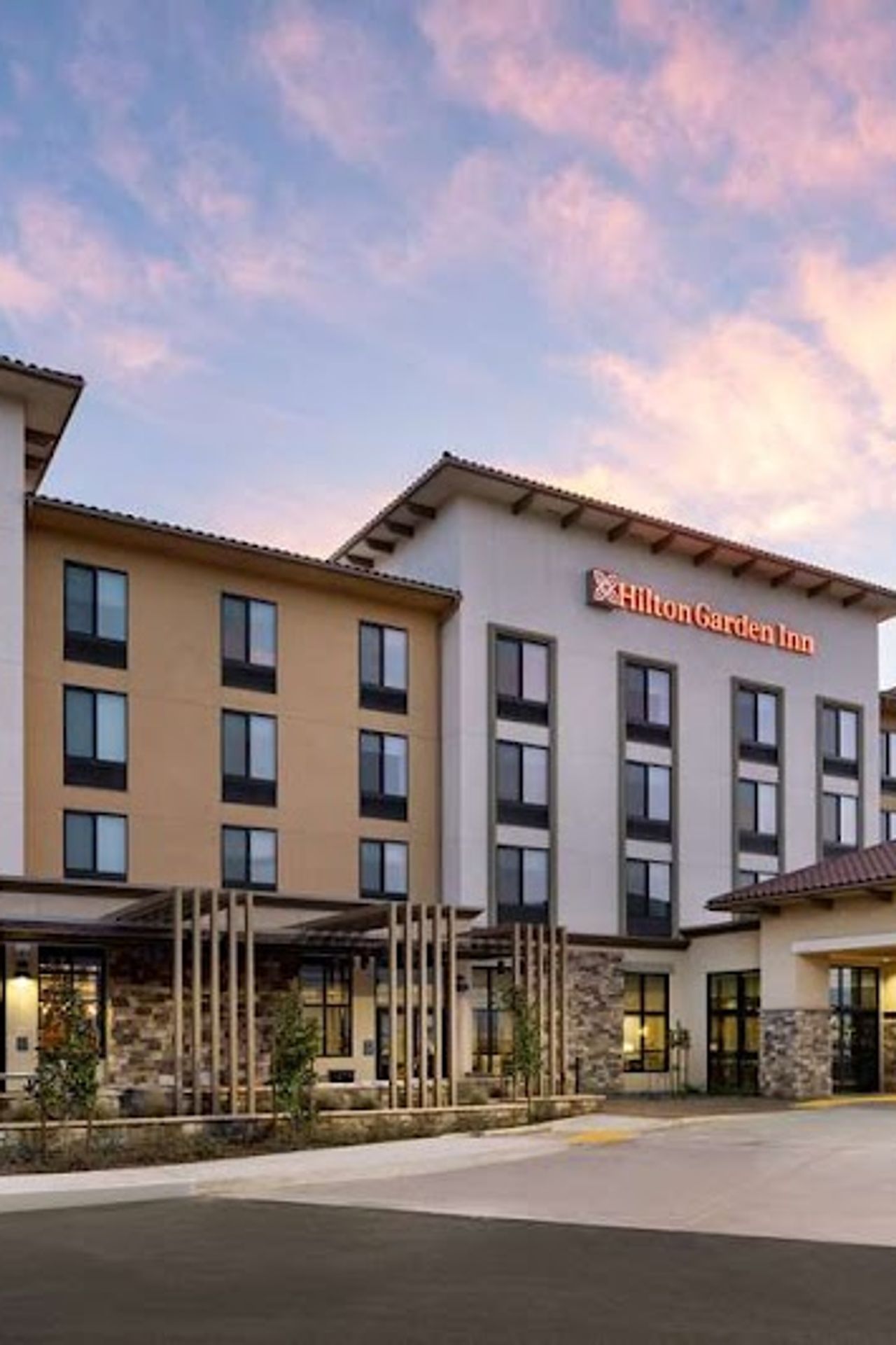 Photo of Hilton Garden Inn Visalia