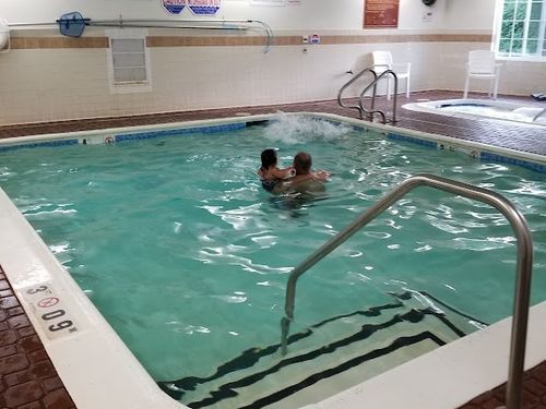 Photo of Comfort Inn & Suites Sacramento - University Area