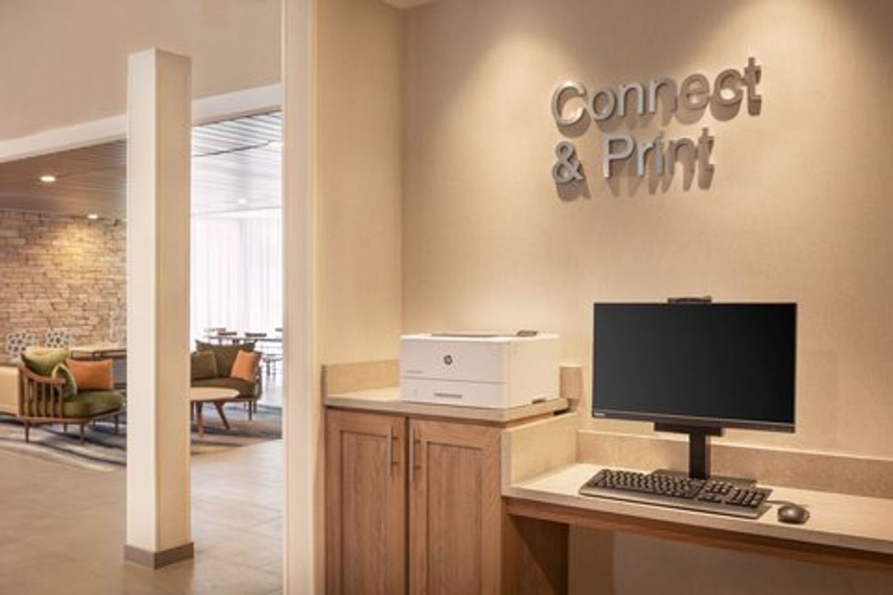 Photo of Fairfield Inn & Suites Fresno North/Shaw Avenue