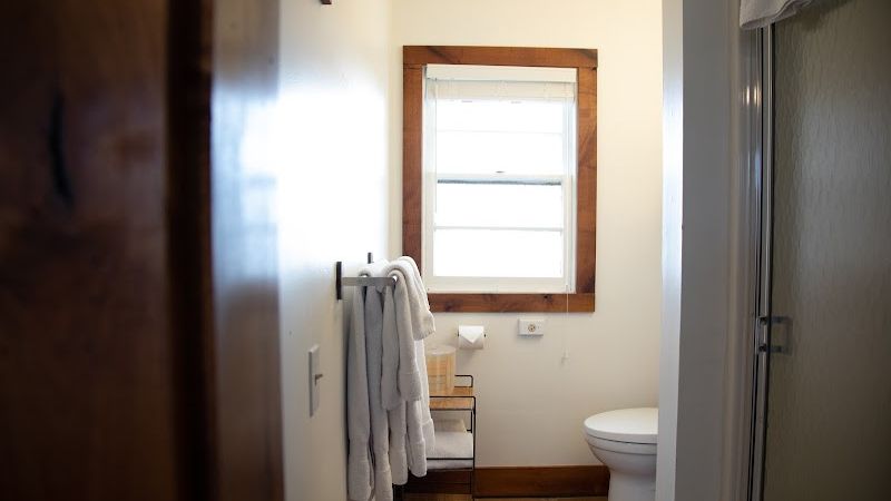 Photo of Left Coast Lodge