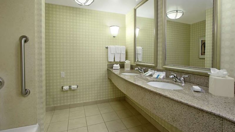 Photo of Hilton Garden Inn Sonoma County Airport