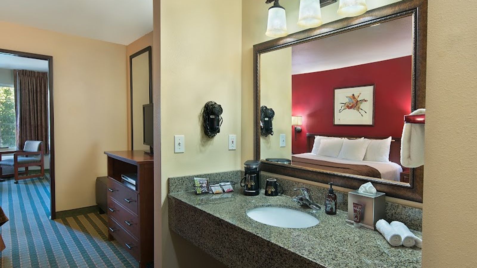 Photo of Oxford Suites Pendleton