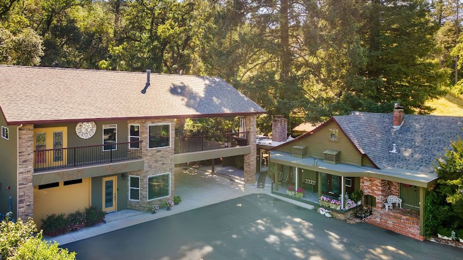 Potter's Foothill House B&B