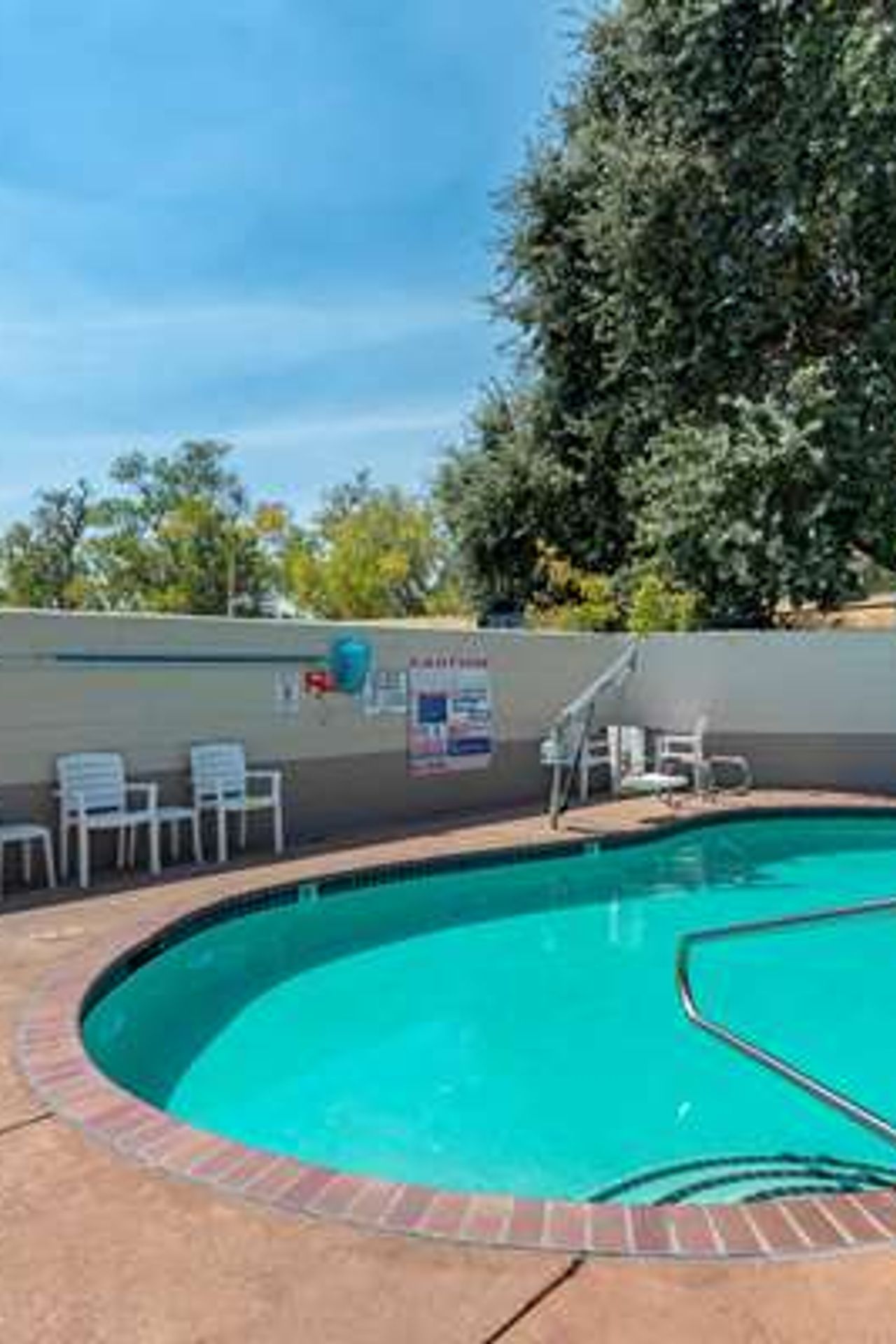 Photo of Comfort Suites Downtown Sacramento