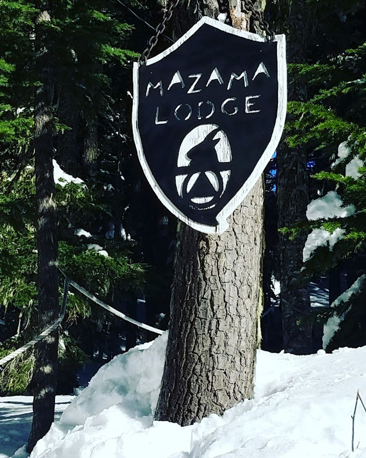 Photo of Mazama Lodge