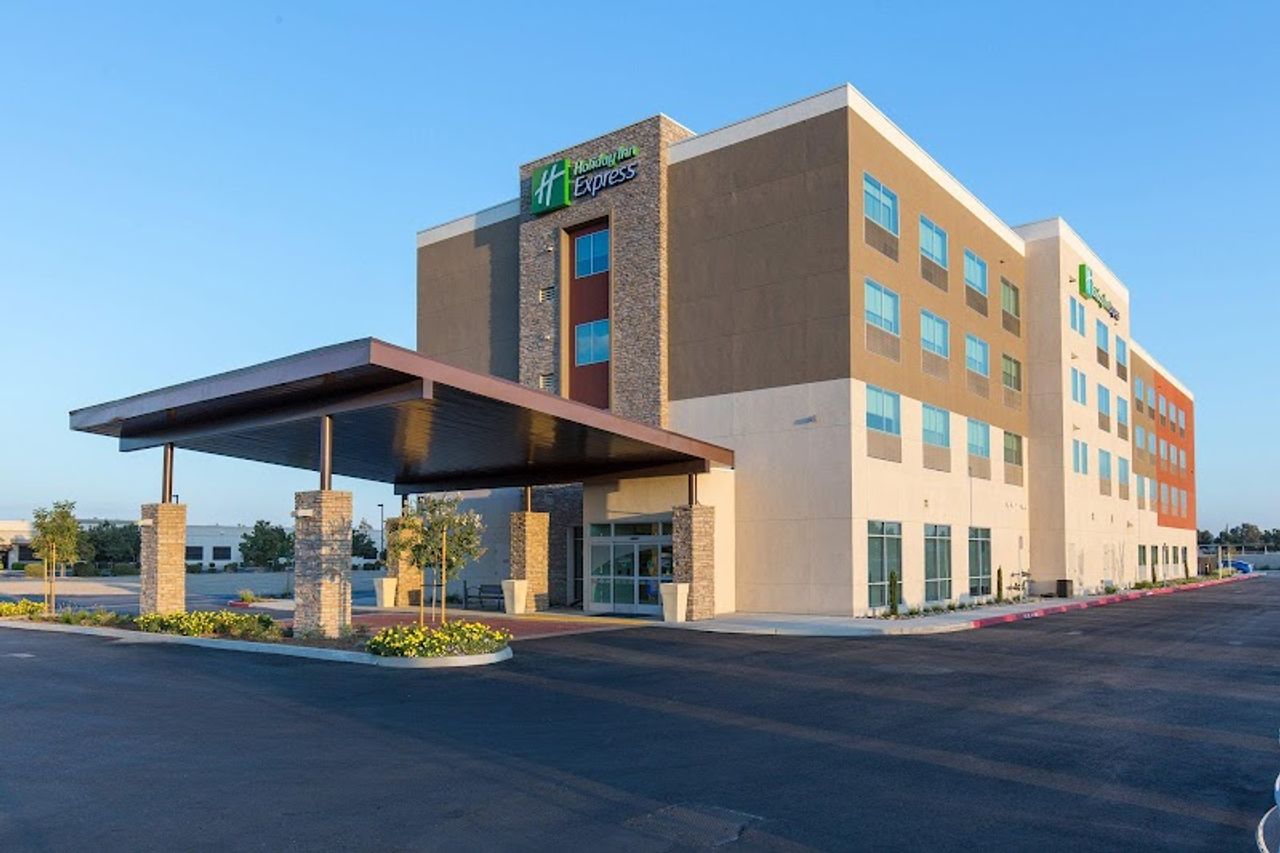 Photo of Holiday Inn Express Visalia - Sequoia Gateway Area by IHG