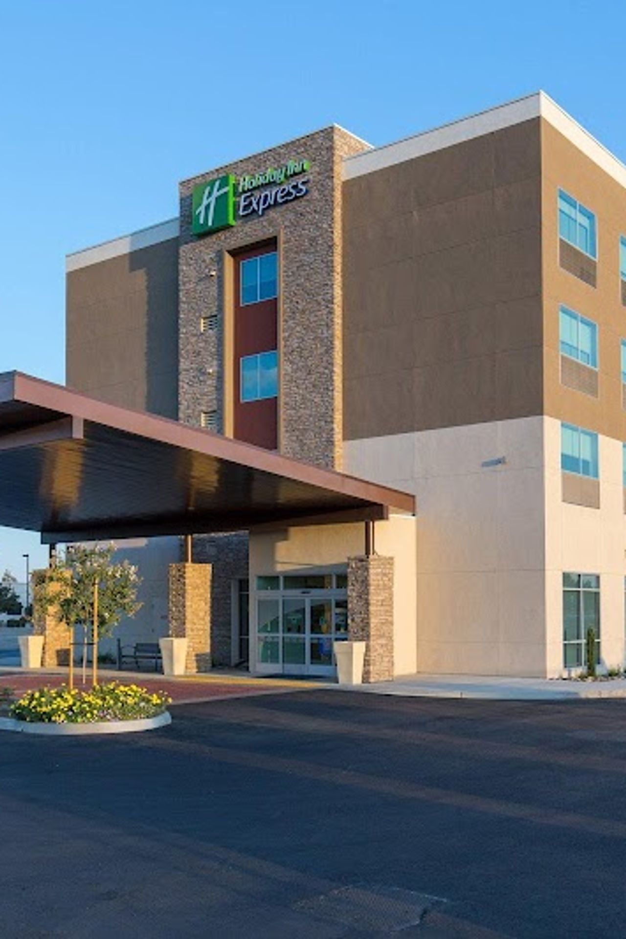 Photo of Holiday Inn Express Visalia - Sequoia Gateway Area by IHG