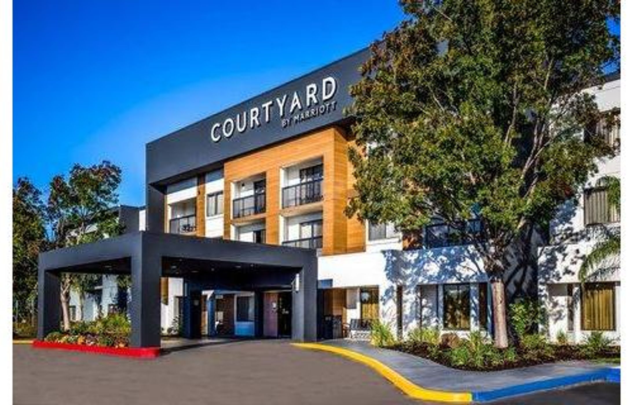 Courtyard Livermore