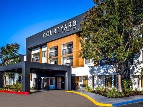 Courtyard Livermore