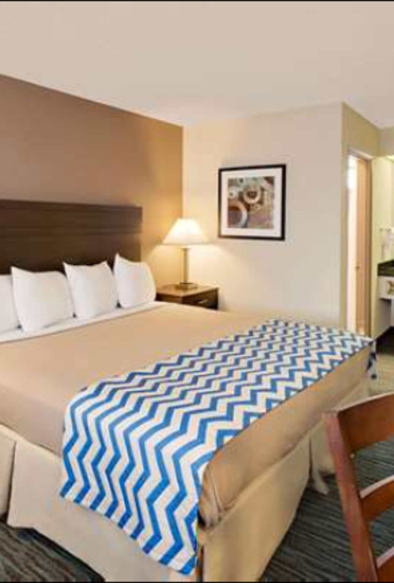 Photo of Travelodge by Wyndham Aberdeen