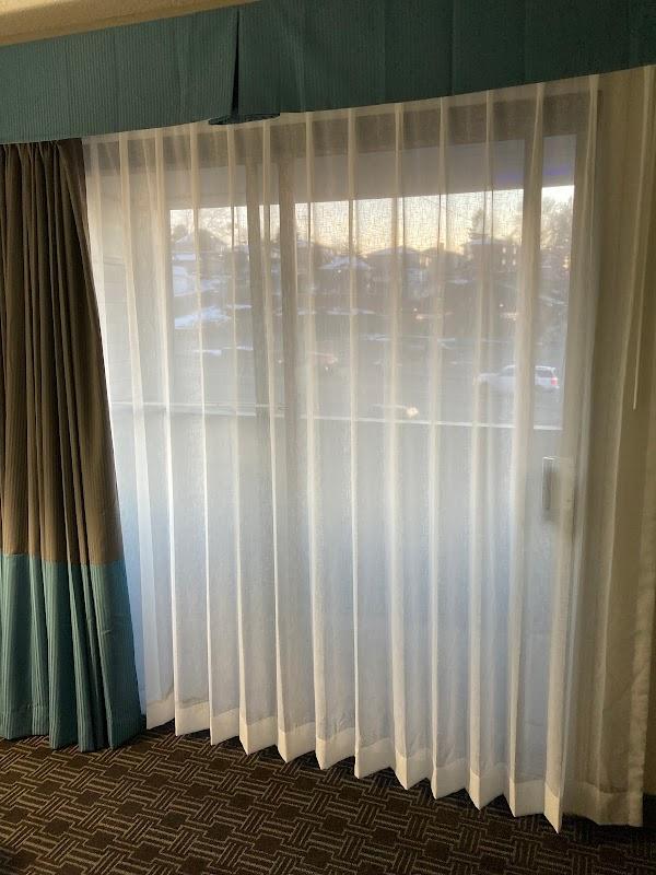 Photo of Days Inn & Suites by Wyndham Spokane