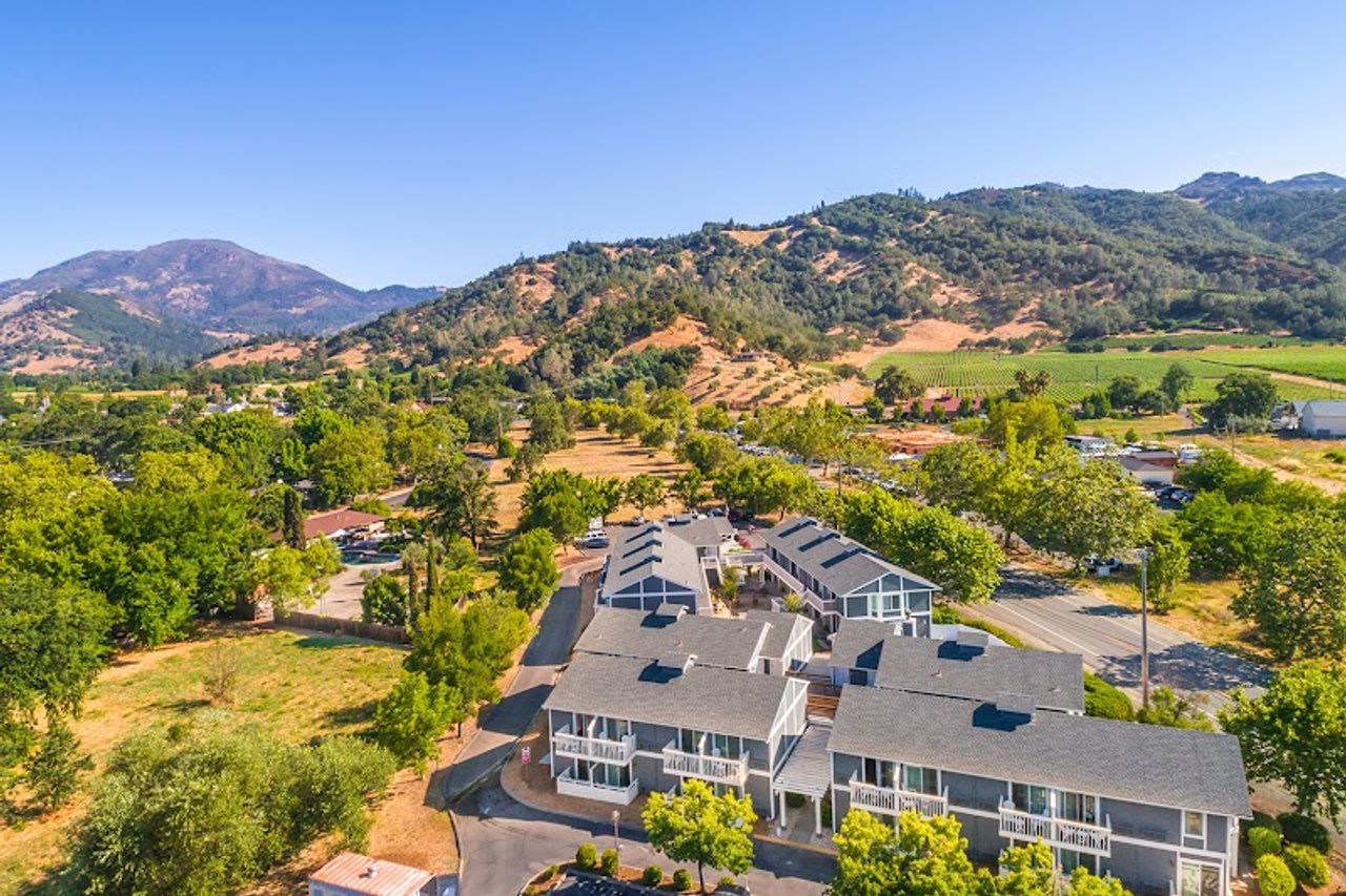Photo of UpValley Inn & Hot Springs, Ascend Hotel Collection