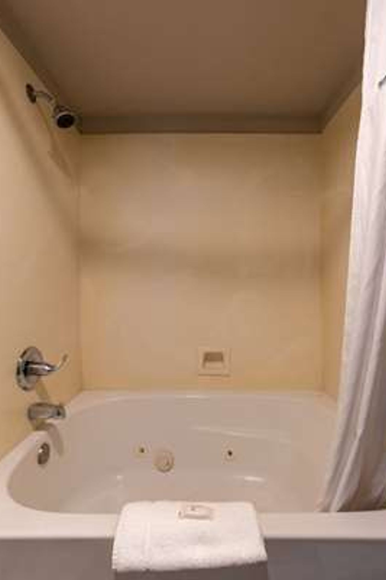 Photo of Days Inn by Wyndham Lathrop