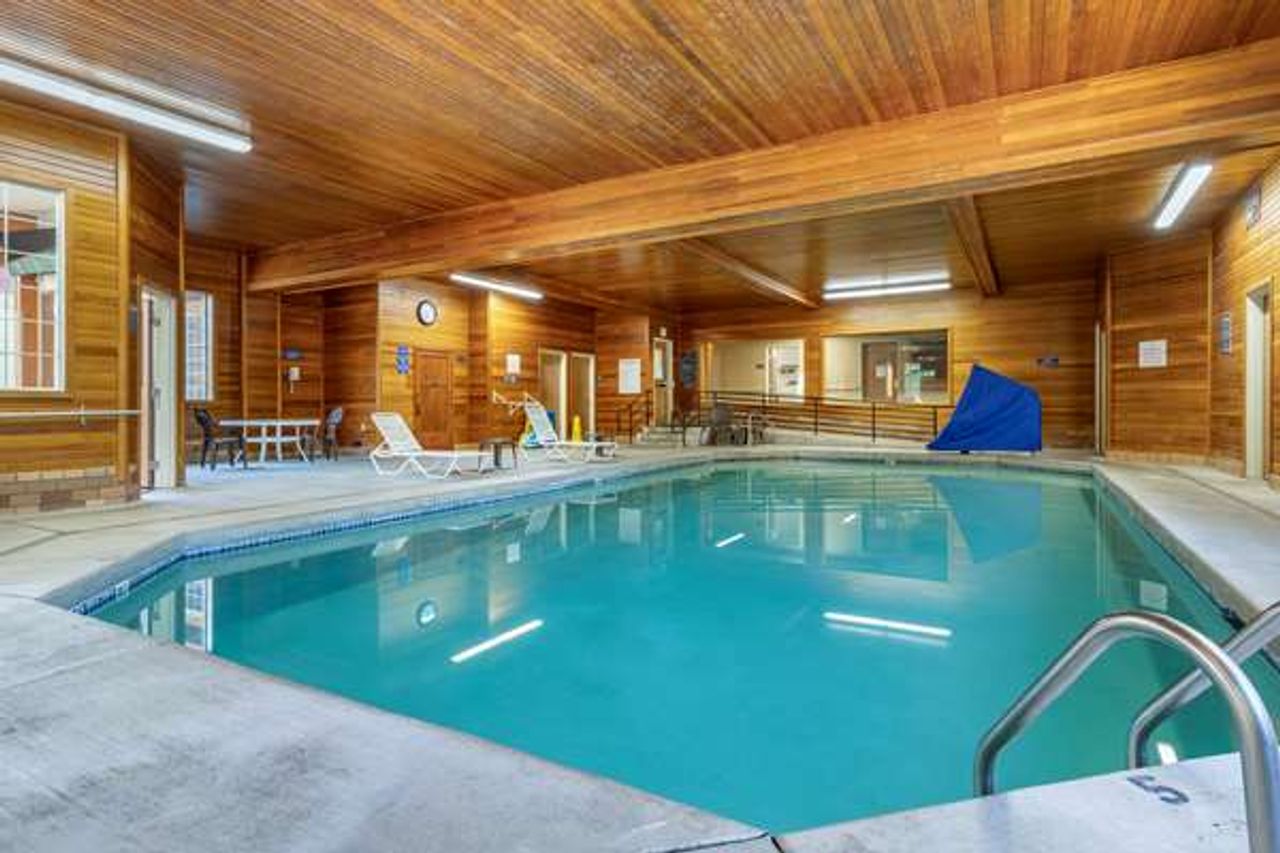 Photo of Comfort Suites Salem