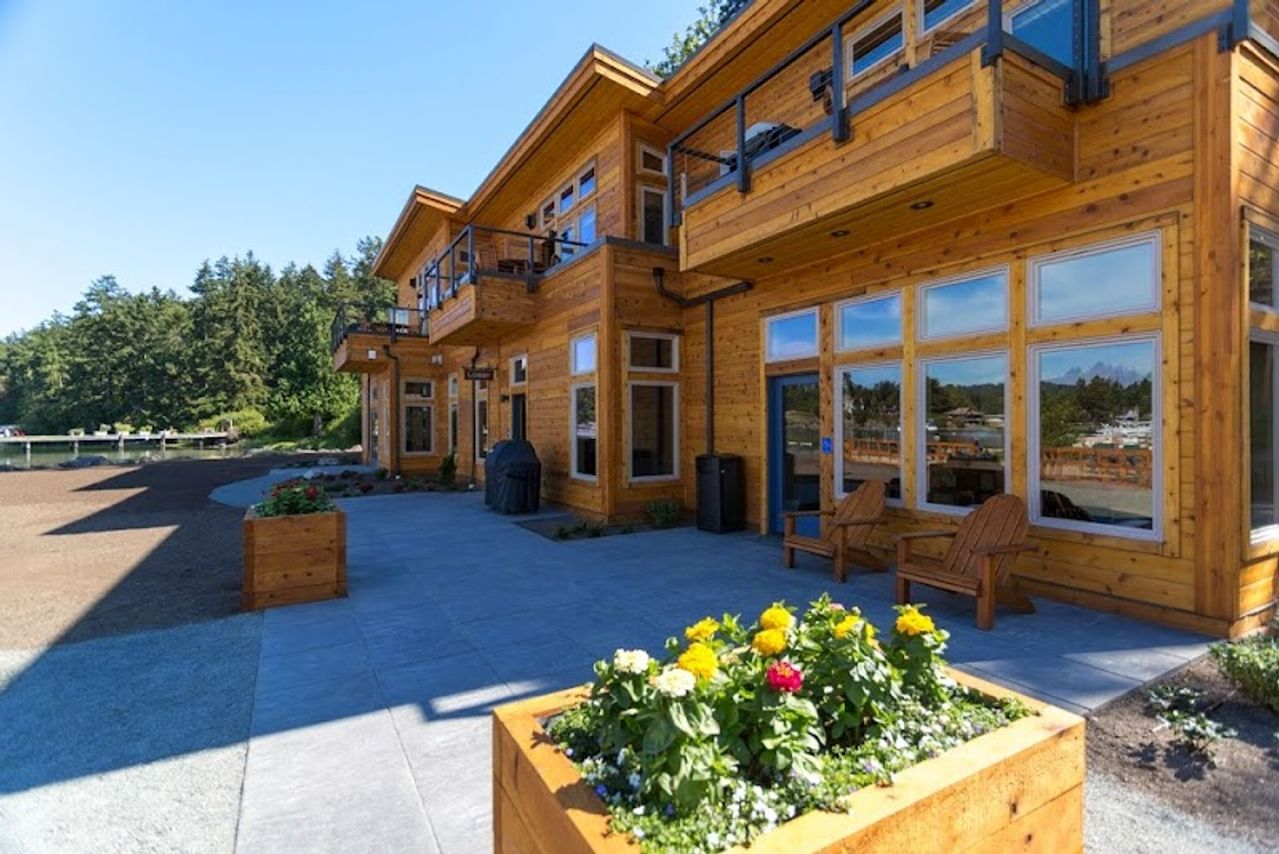 Photo of Snug Harbor Resort