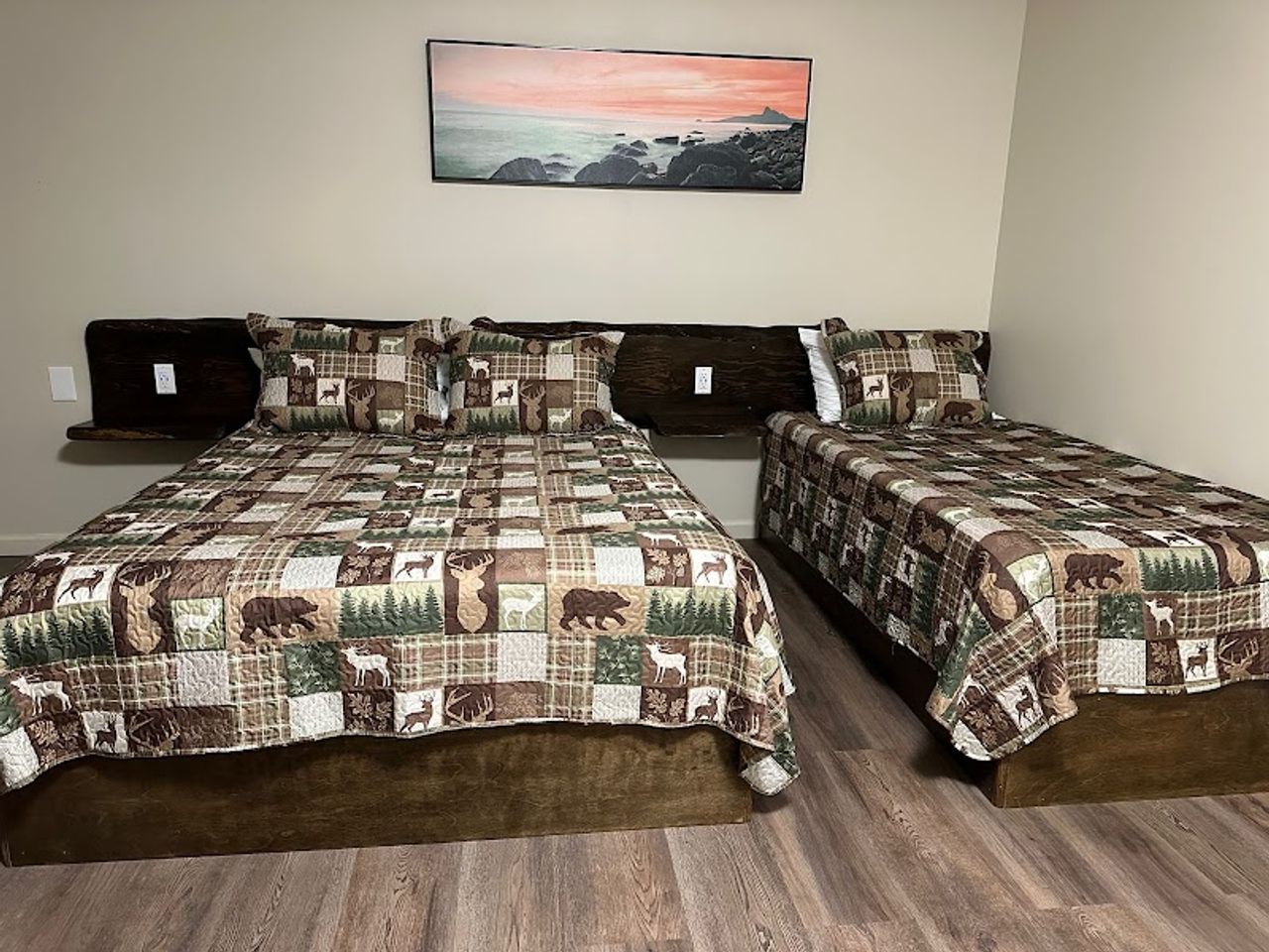 Photo of Crater Lake Gateway-Highway 140