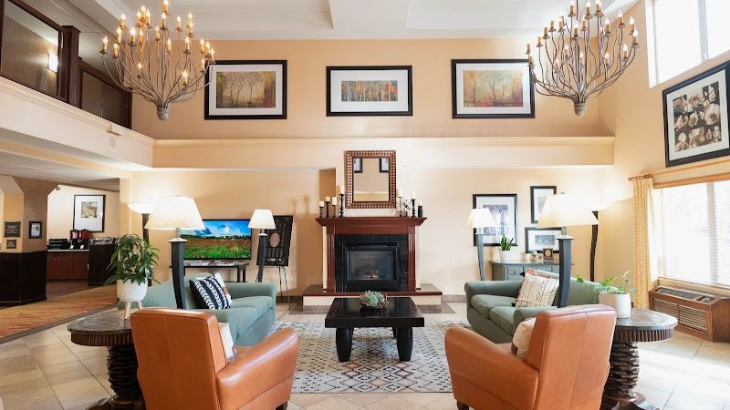 Photo of Phoenix Inn Suites Albany