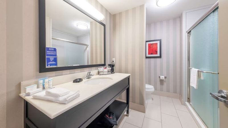 Photo of Hampton Inn & Suites DuPont